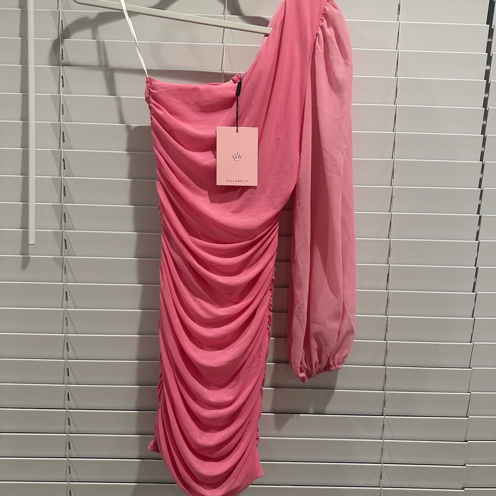 Elegant Pink One-Shoulder Dress
